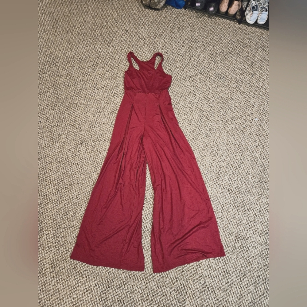 Elegant Maroon Sleeveless Jumpsuit Size Small